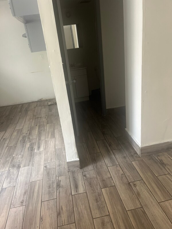 Building Photo - 9347 W Longview Pkwy