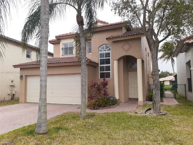Primary Photo - 4 br, 2.5 bath House - 245 Via Milan Ter
