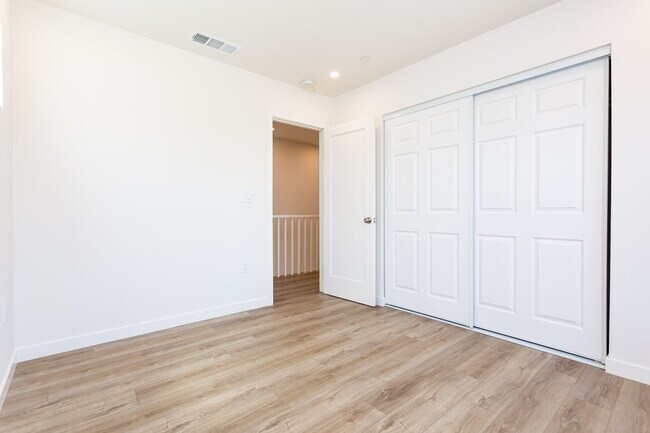 Building Photo - 3564 Bancroft St