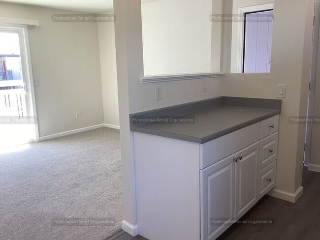Building Photo - Newly remodeled 1 bedroom minutes from downtown