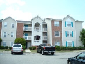 Building Photo - 2 bedroom 2 bath condo in Cape Cottages, Community Pool, Dog Park, Basketball Court,