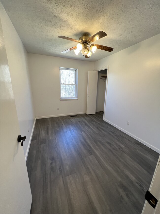 Building Photo - 836 Lynn Brooke Pl