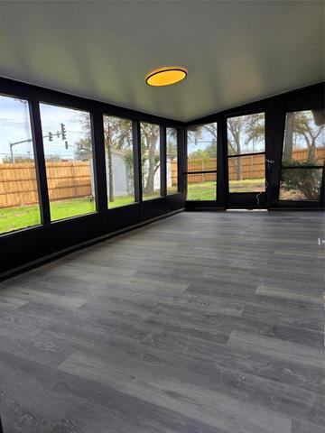 Building Photo - 800 Overhill Ct