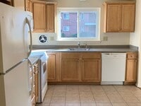 Building Photo - Farmington Townhome