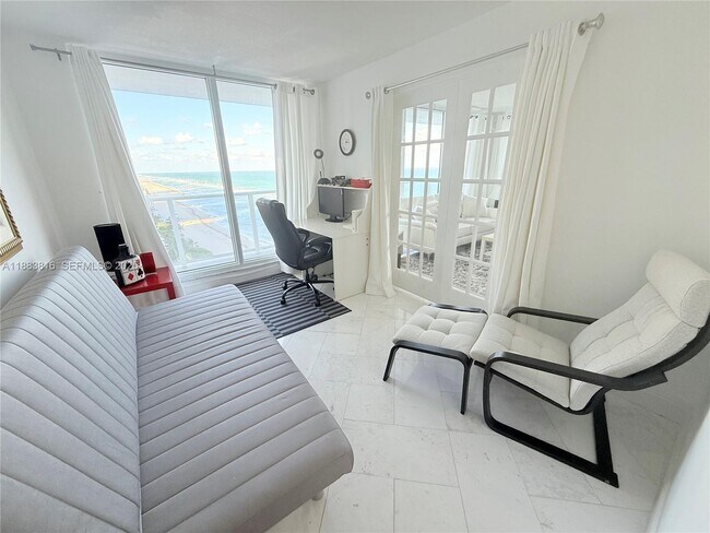 Building Photo - 2751 S Ocean Dr