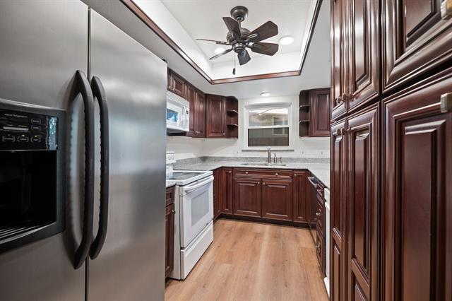 Building Photo - 2706 Creekwood Ct