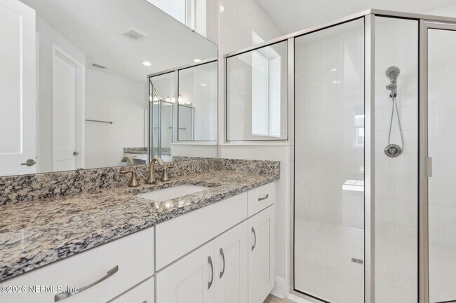 Building Photo - 401 Marquesa Cir