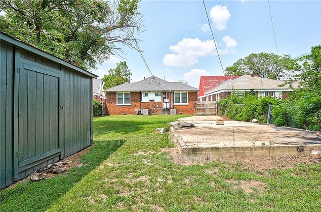 Building Photo - 2532 NW 16th St