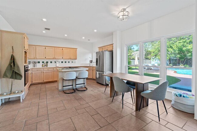 Building Photo - 7604 Vail Valley Dr