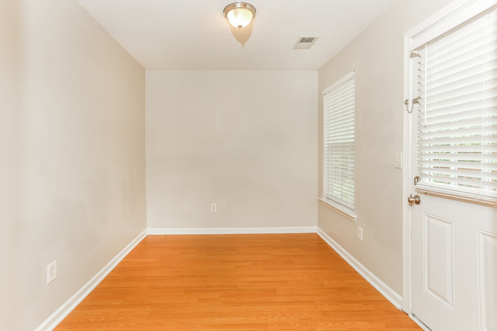 Building Photo - 241 Lossie Ln