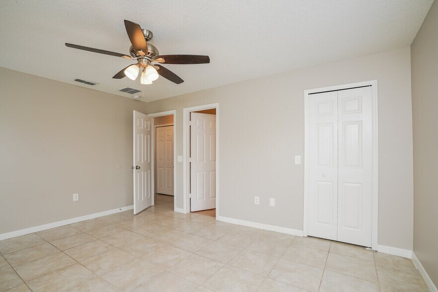 Building Photo - 367 Alegriano Ct