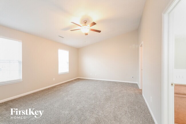 Building Photo - 5874 Crowley Pkwy