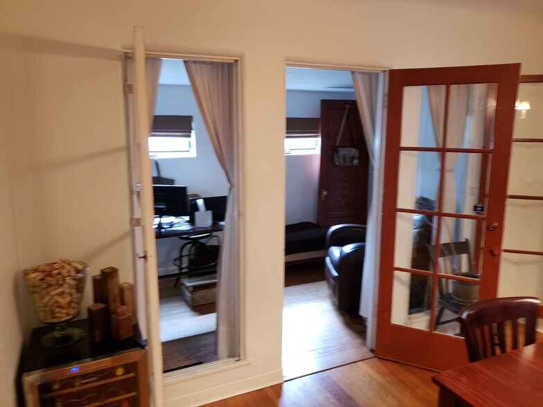 Office - 2090 E Mountain St