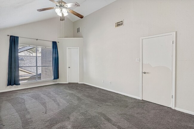 Building Photo - 16722 Shrub Oak Dr