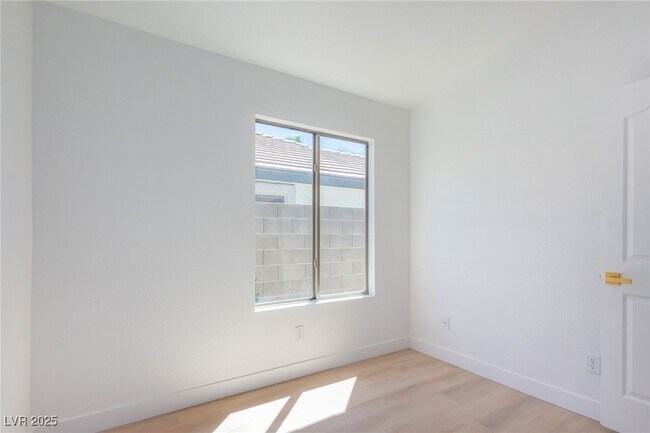 Building Photo - 10482 Clarion River Dr