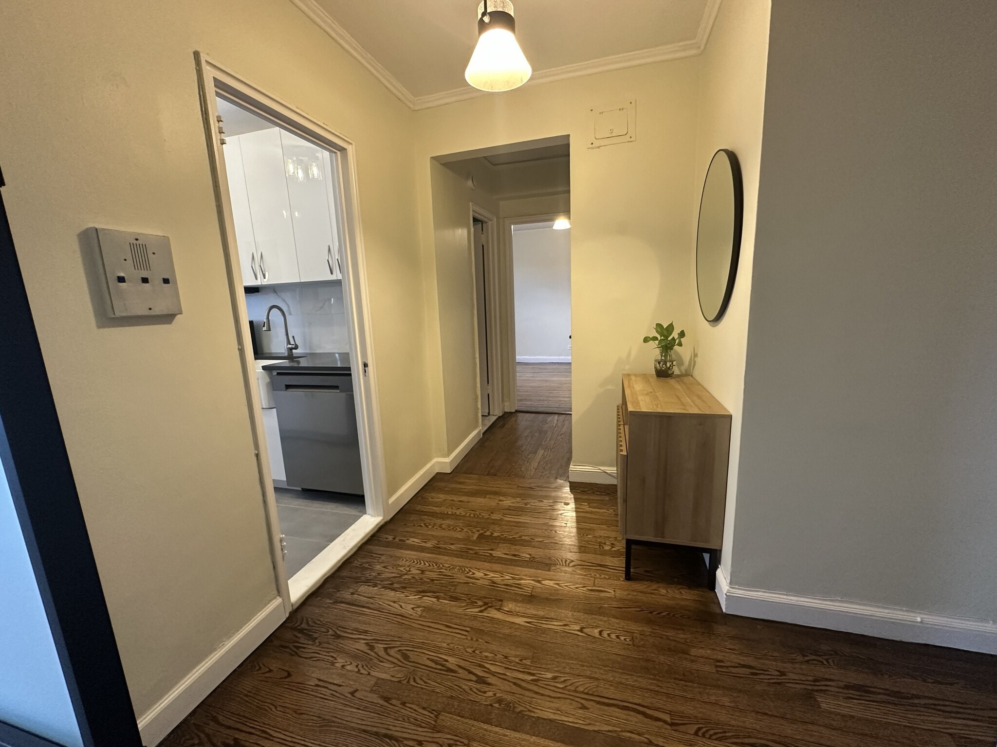 Building Photo - 9876 Queens Blvd