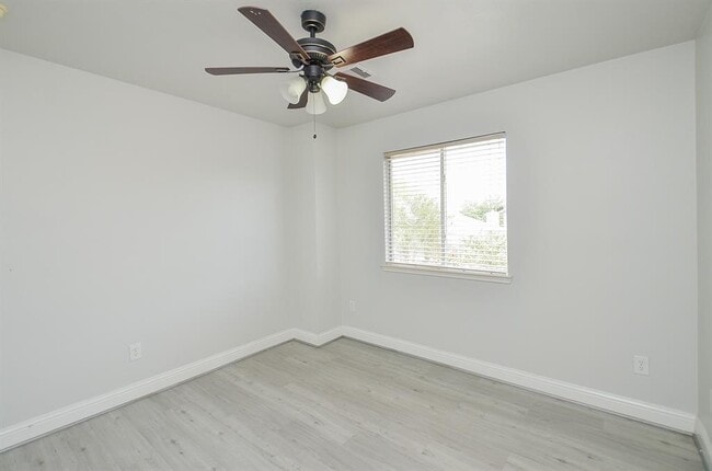 Building Photo - 20214 Sandwith Dr