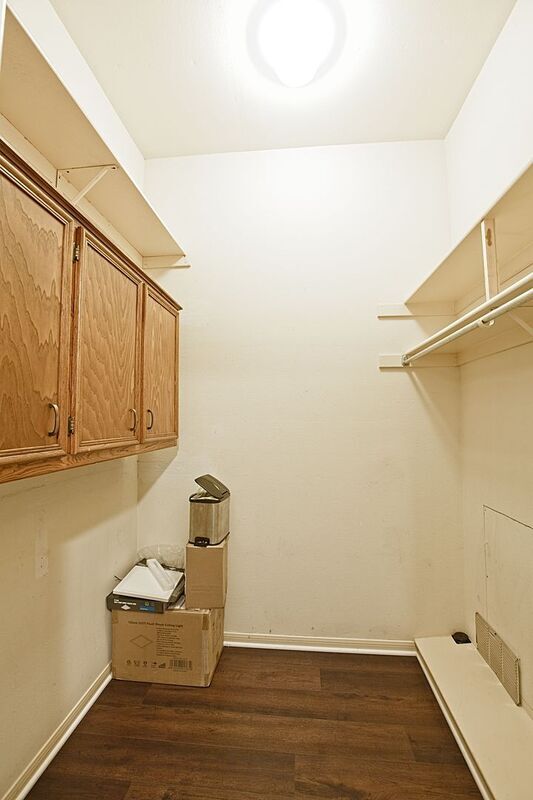 Building Photo - 3217 Squireswood Dr