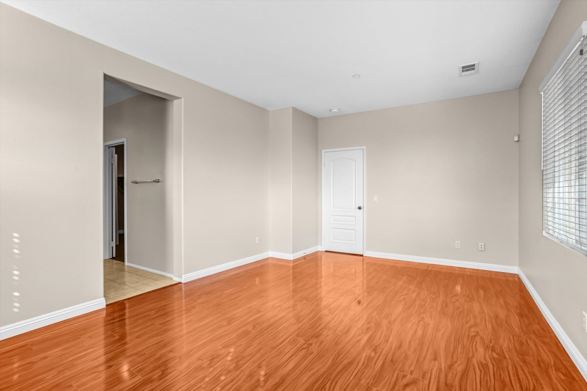 Building Photo - 12535 Melon Dr