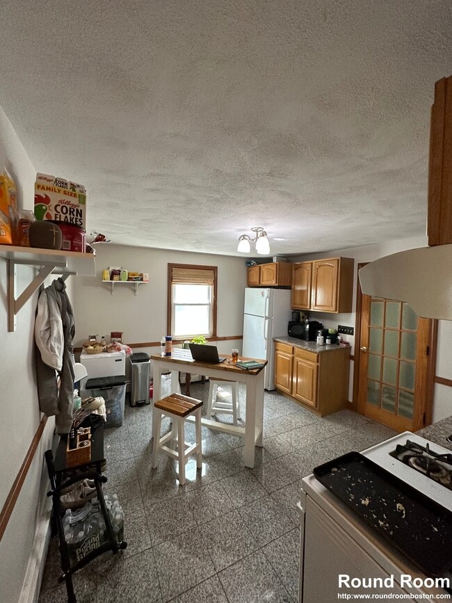 Building Photo - 19 Warwick Rd