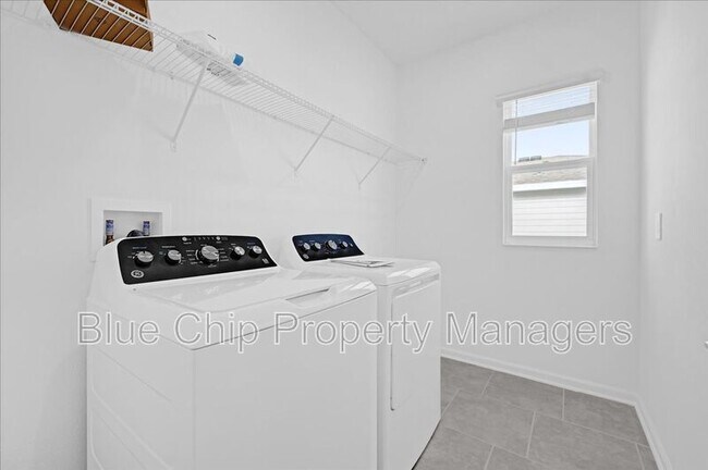 Building Photo - 2188 Sweet Honey Ln