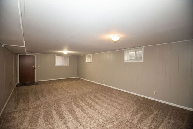 Building Photo - 1712 S Whitcomb St