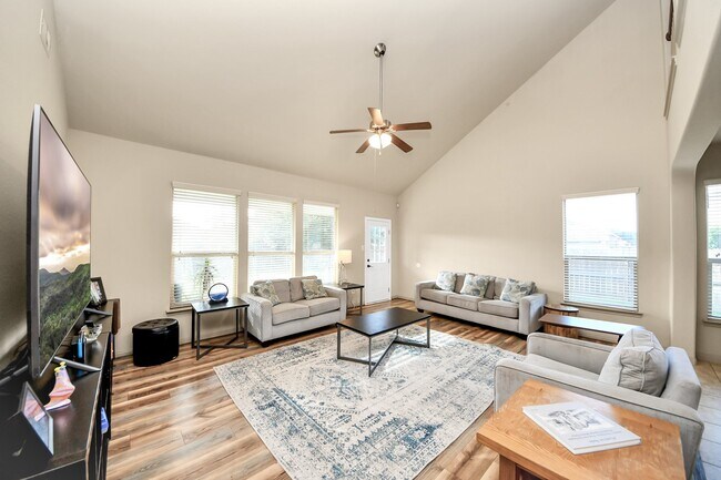 Building Photo - 2602 Ash Haven Ln