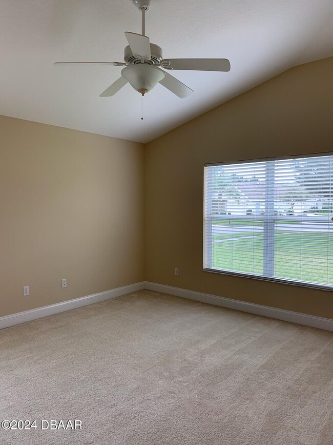 Building Photo - 1442 Areca Palm Dr