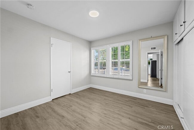 Building Photo - 16521 Plummer St