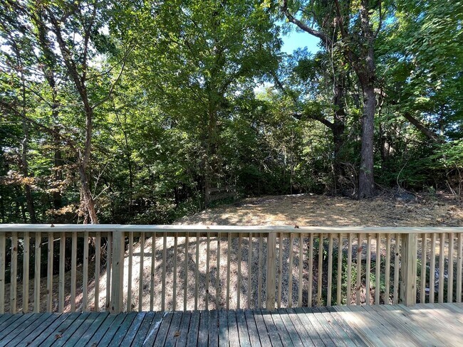Building Photo - Private Wooded Views - Move-In Ready!