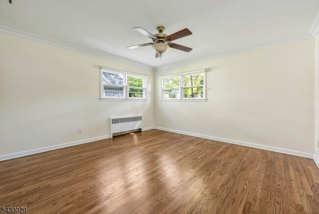 Building Photo - 31 Stonefield Rd
