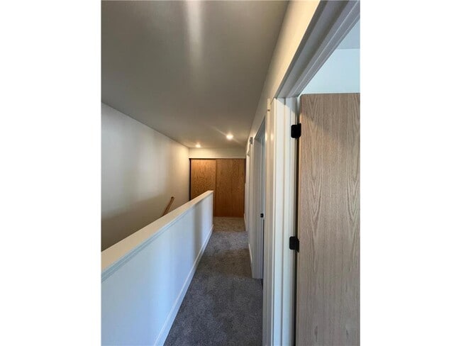 Building Photo - 131 W 46th St