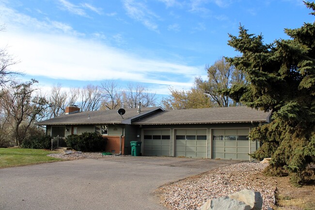 Building Photo - Charming Ranch Style Home in Fort Collins