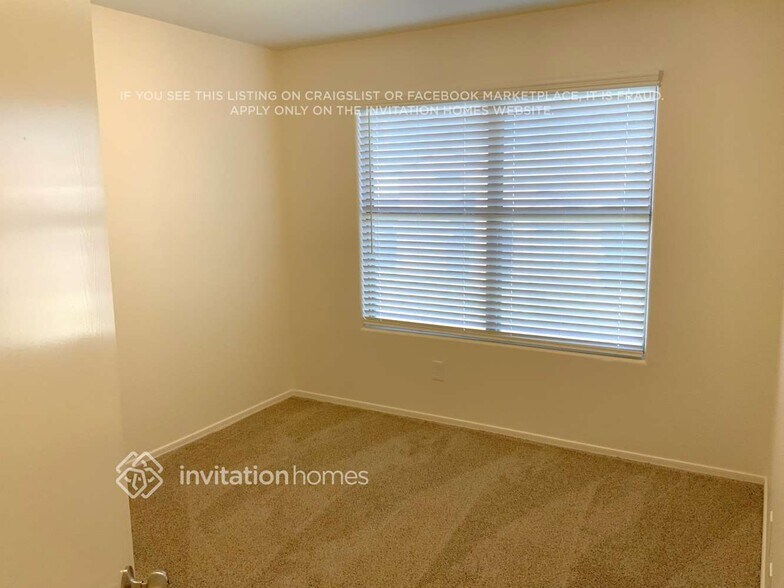 Building Photo - 12855 W Alvarado Rd