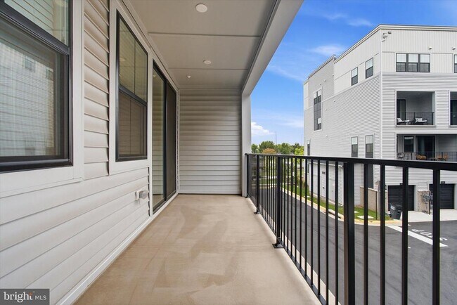 Building Photo - 4765 Sully Pt Ln