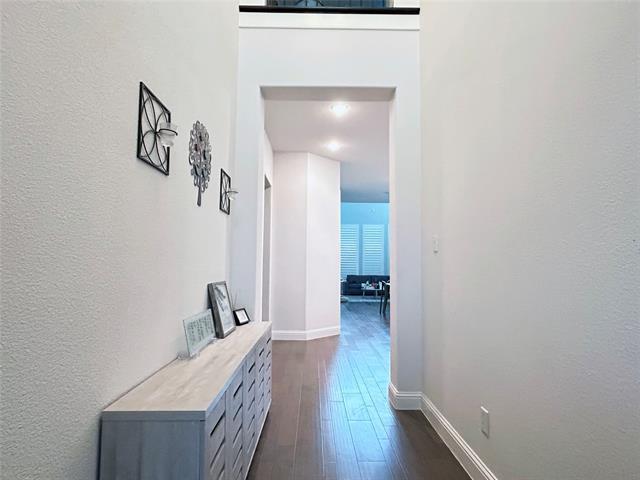 Building Photo - 1038 Joanna Ln