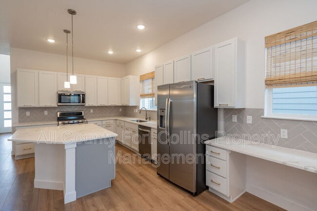Building Photo - 5967 Rendezvous Pkwy