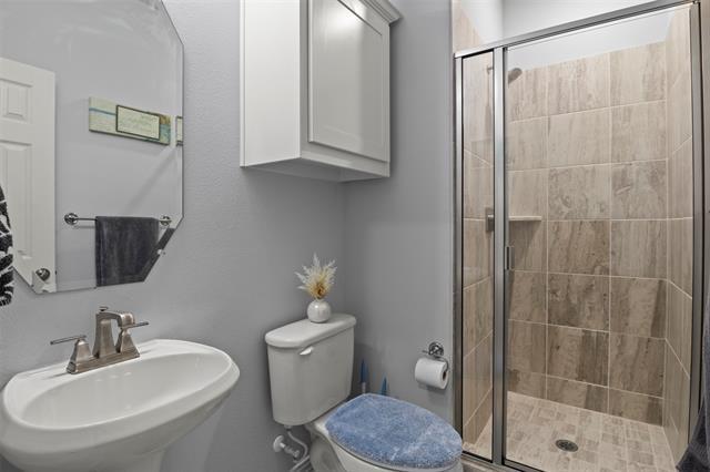 Building Photo - 1708 Ordonez Dr