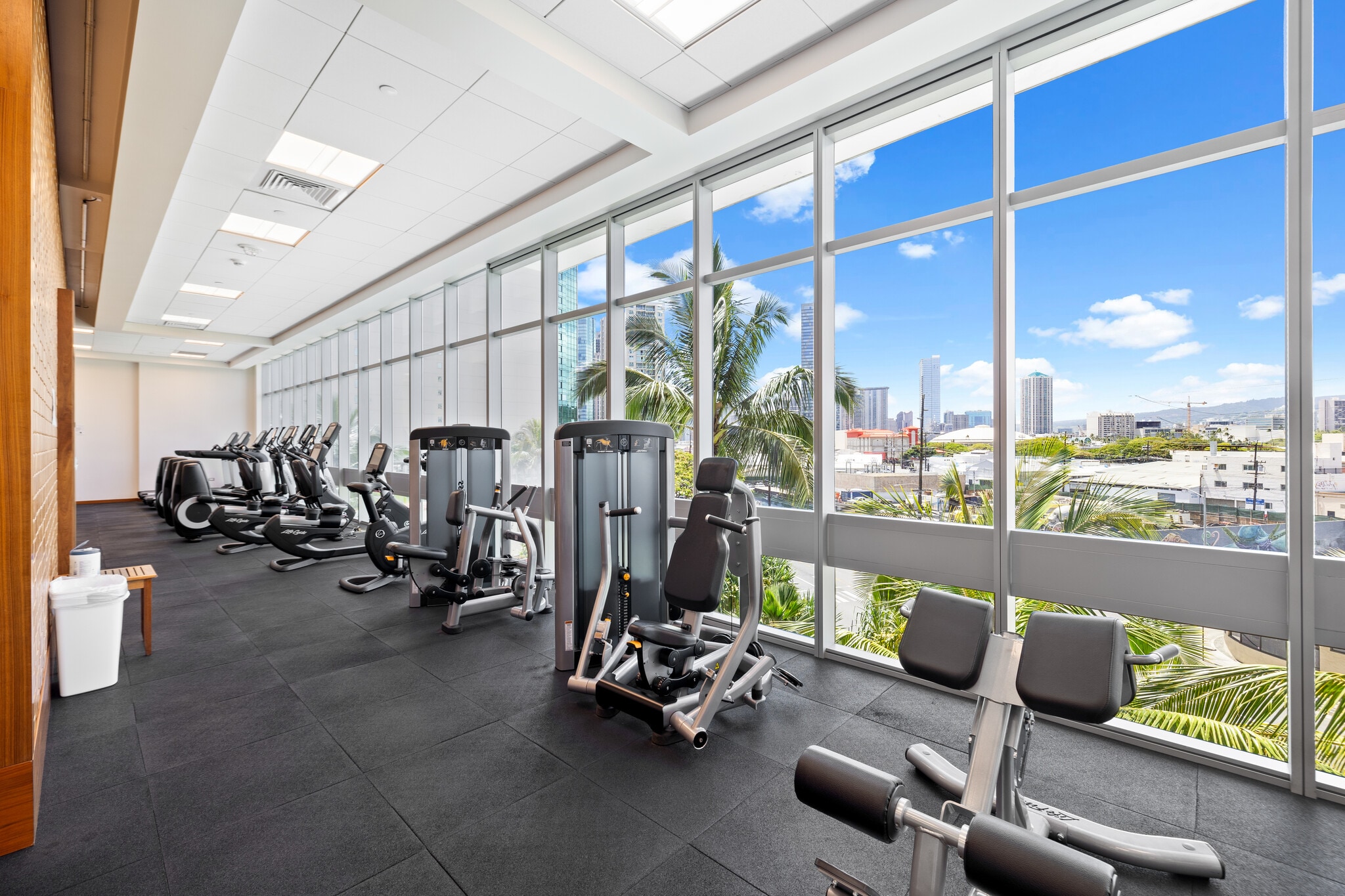 Building Photo - 1189 Waimanu St