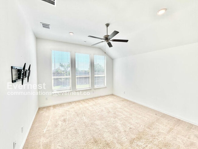 Building Photo - 7204 Black Cherry Ln