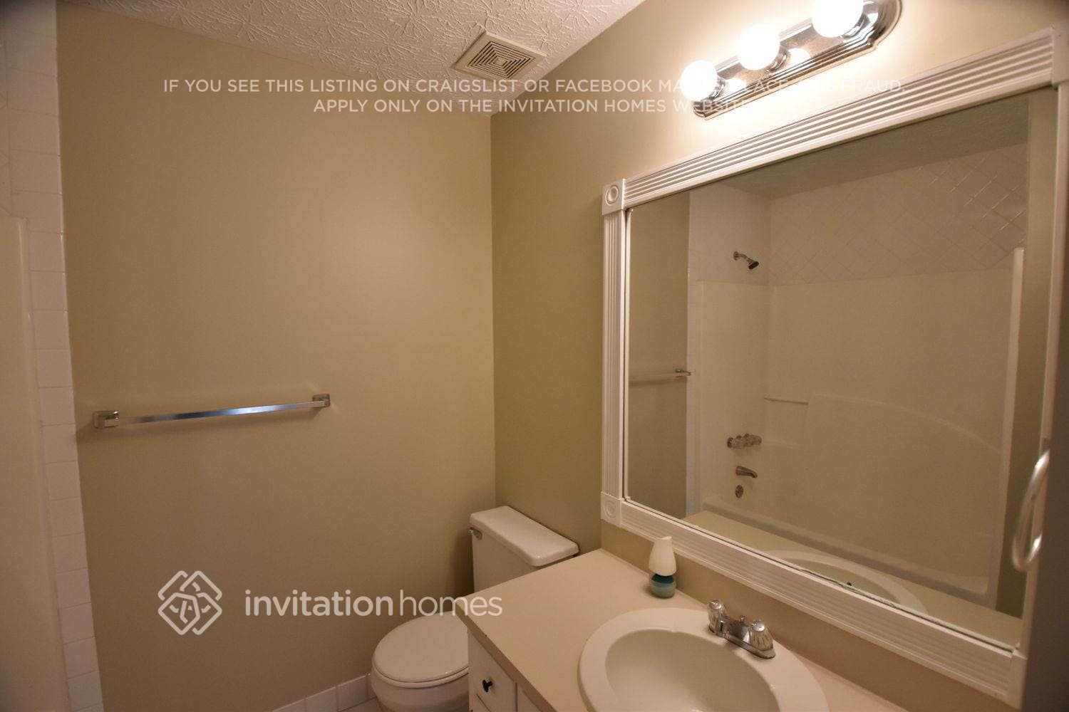 Building Photo - 380 Ashland Manor Dr