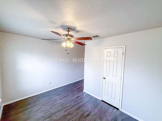 Building Photo - 3130 S Cherry Ln