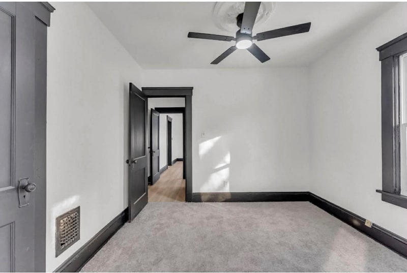 Building Photo - 246 E 156th St