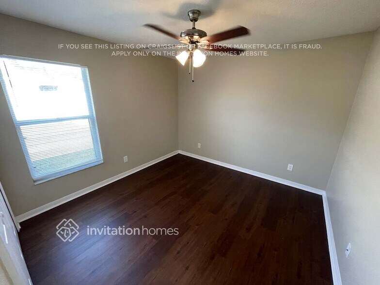 Building Photo - 4653 72nd Ct E