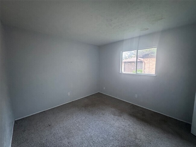 Building Photo - 3807 Cypressdale Dr
