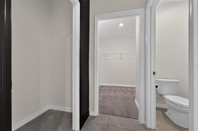 Building Photo - 1725 Aurora Ridge Dr
