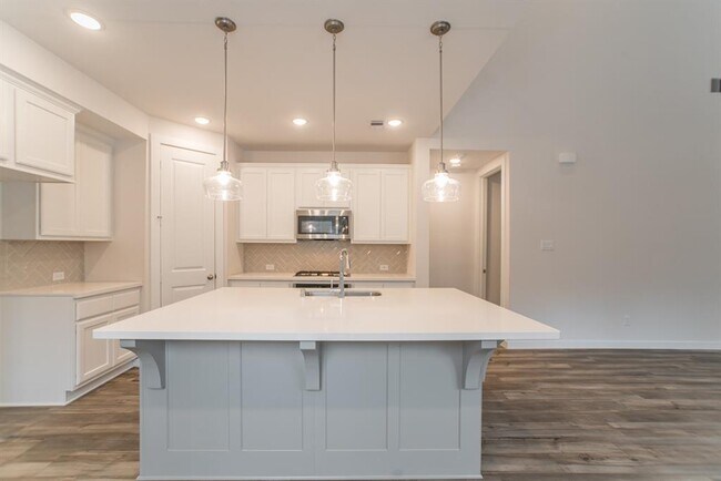 Building Photo - 7397 Mount Greylock Lp