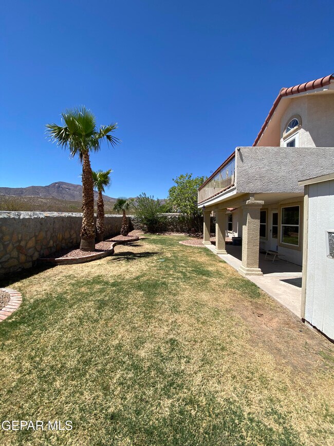 Building Photo - 4320 Loma Del Norte Dr