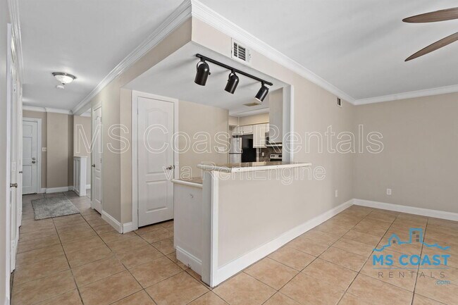 Building Photo - 387 Debuys Rd