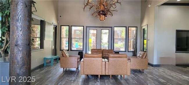 Building Photo - Well-Designed Silverado Ranch Condo | Spli...